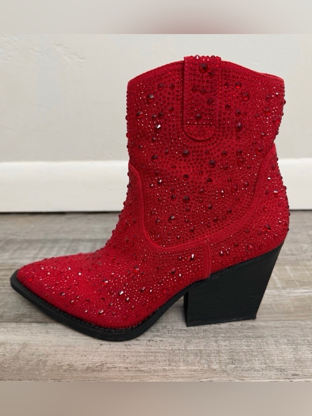 Very G Cherry Red Rhinestone Cowgirl Boots-size 9.5 *like NEW*